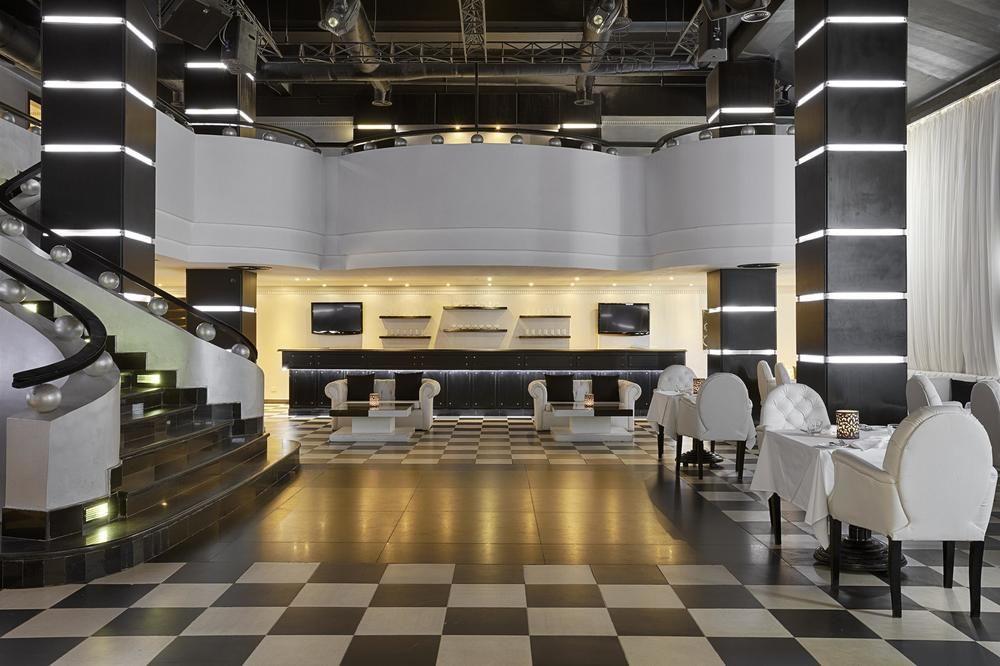 Station touristique Sheraton Hotel, Resort, & 4*