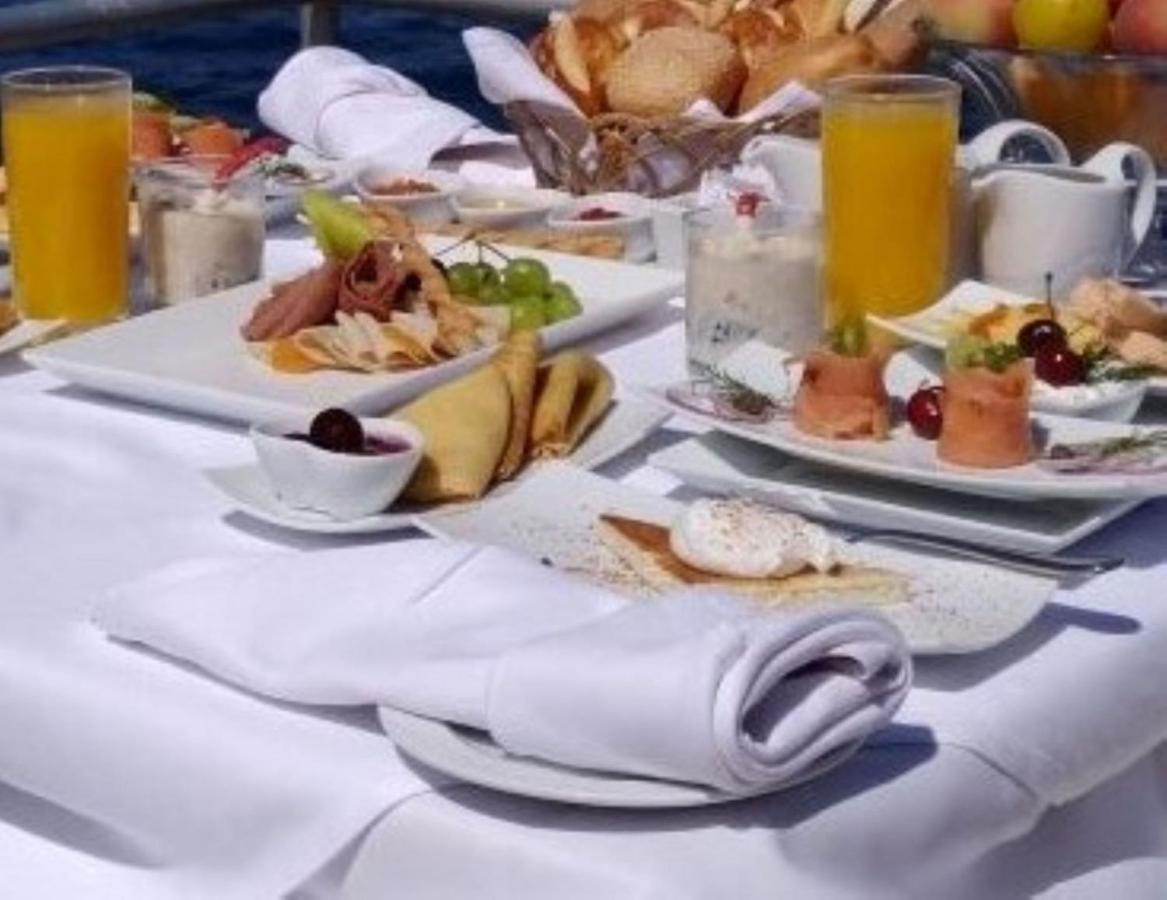 Sheraton Hotel, Resort, & Station touristique