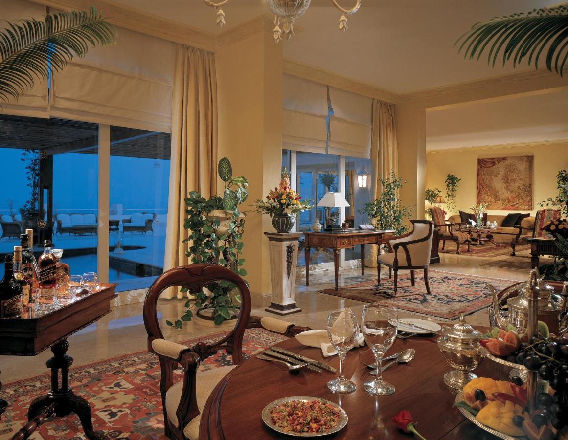Sheraton Hotel, Resort, & 4* Charm el-Cheikh