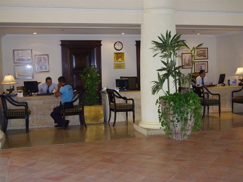 Sheraton Hotel, Resort, & Station touristique Charm el-Cheikh
