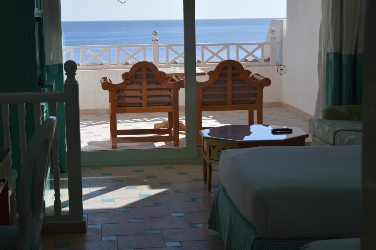 Resort Sheraton Hotel, Resort, & 4*