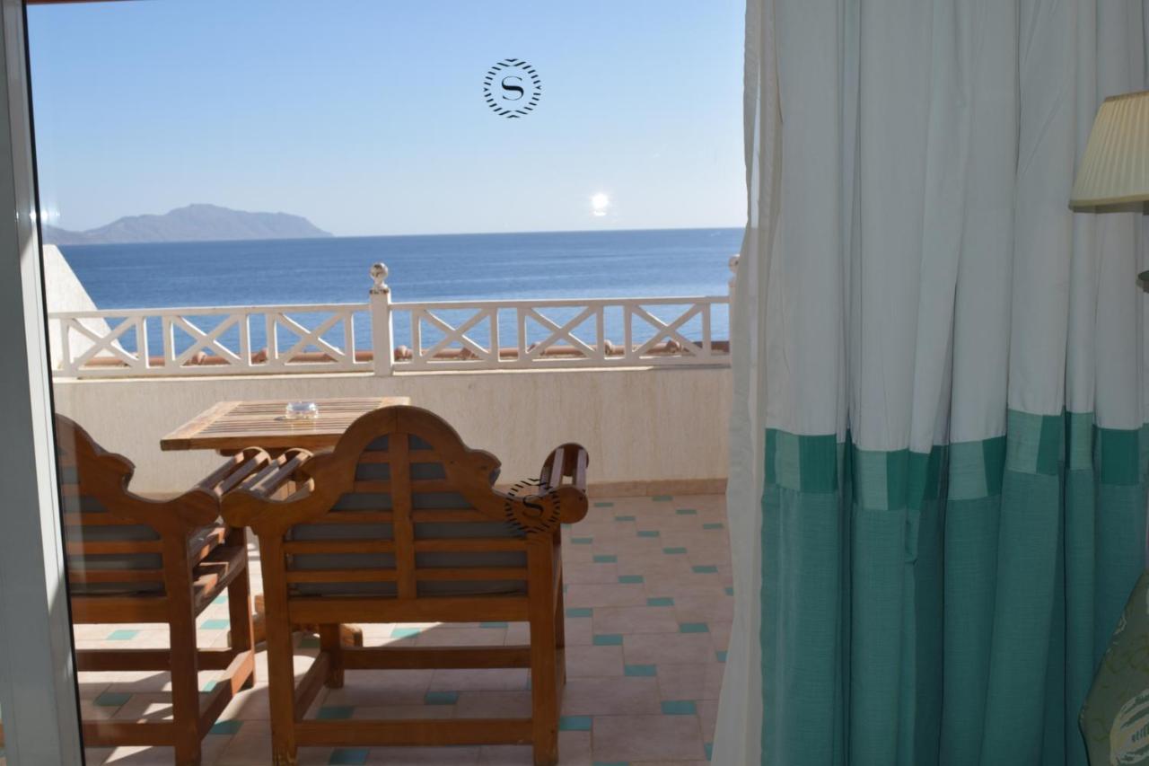 Sheraton Hotel, Resort, & Resort 4*